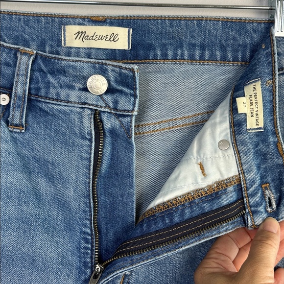Madewell The Perfect Vintage Flare Jeans Size 27 Heritage Stretch Blue Denim - Picture 14 of 16